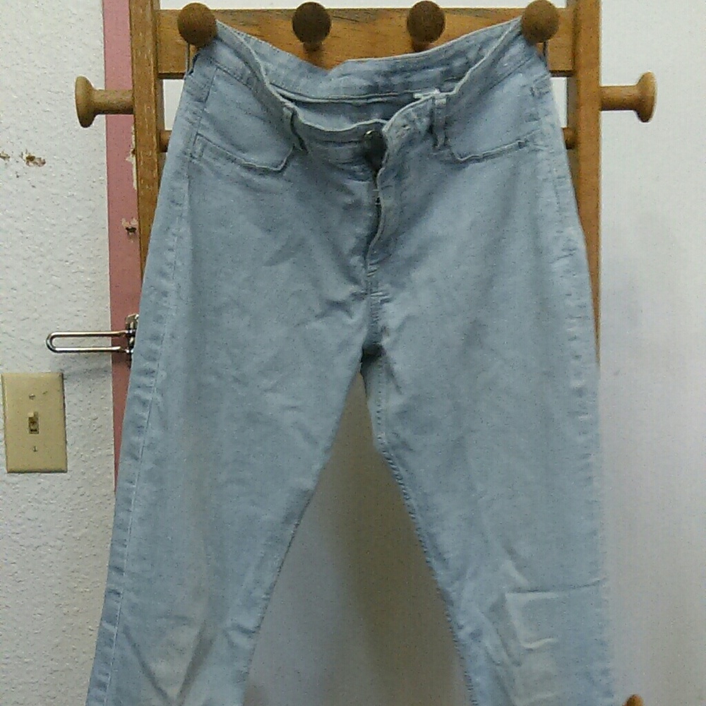 & Denim skinny jeans size 14Y, 28" inseam  (USED)